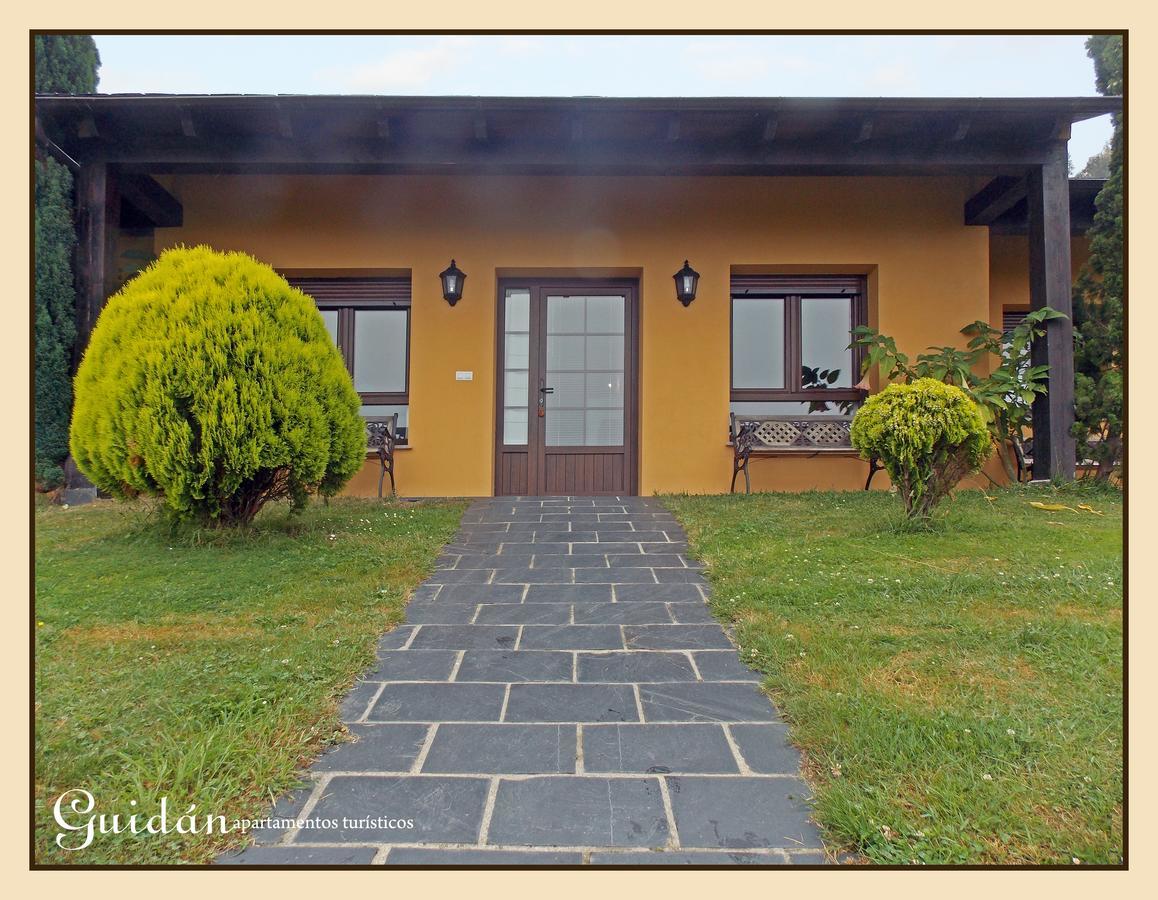 Apartamentos Guidan Ribadeo Exterior photo